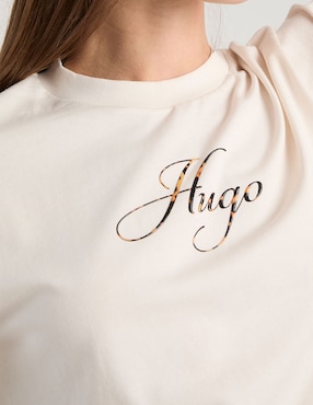 Playera manga corta Hugo cuello redondo para mujer