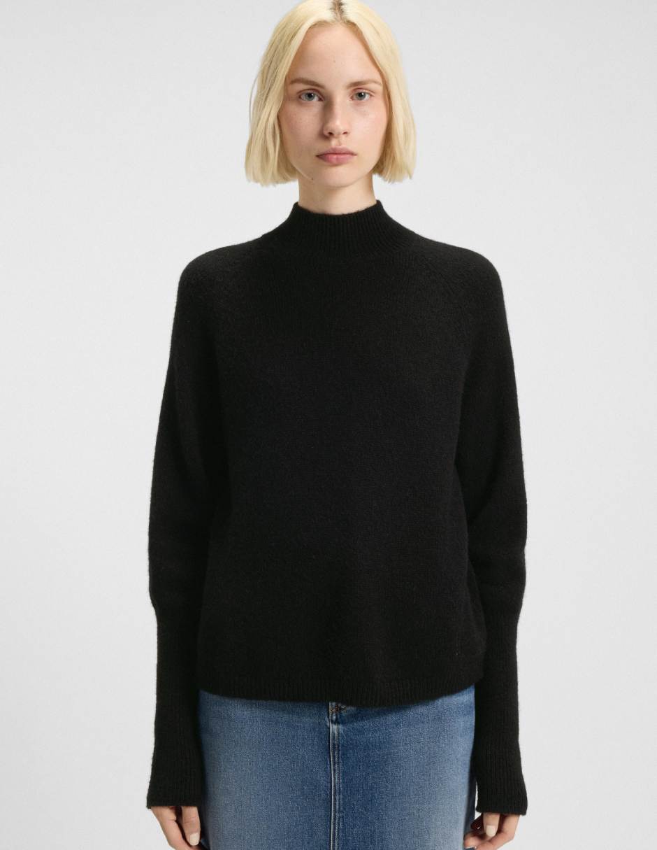 Suéter cuello alto para mujer