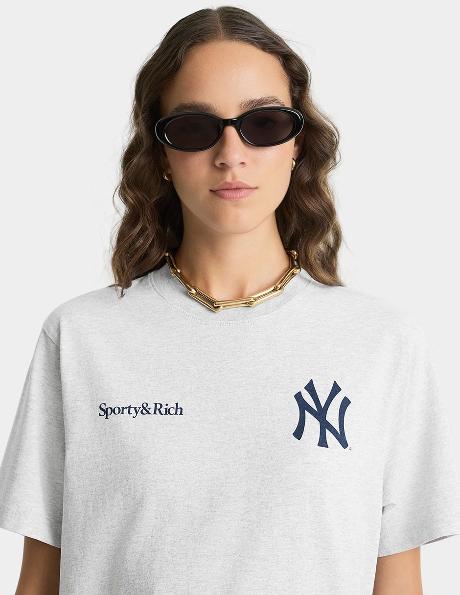 Playera manga corta cuello redondo para mujer 3