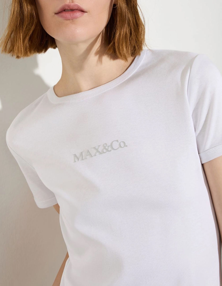 Playera manga corta cuello redondo para mujer 3