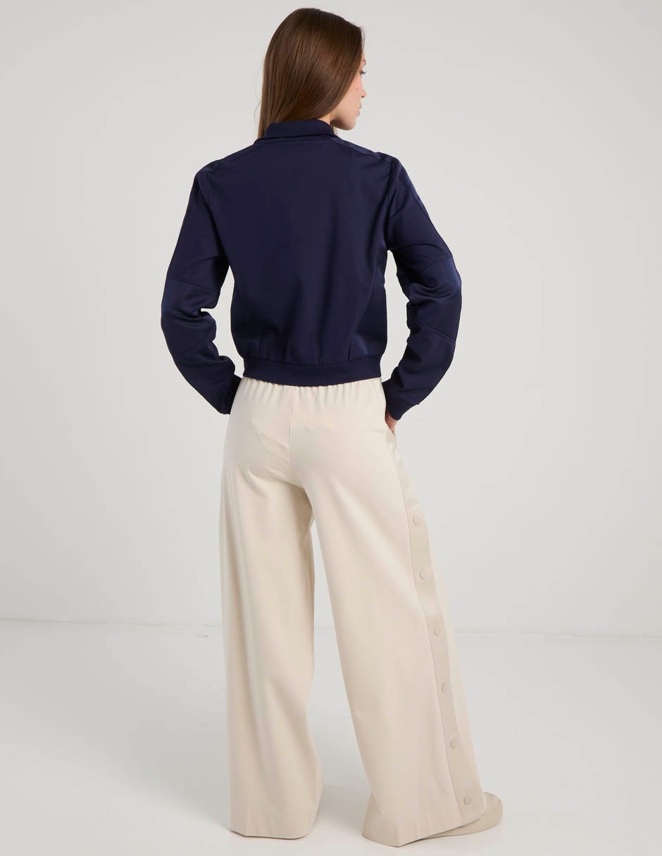 Pantalón acampanado amplio para mujer 9