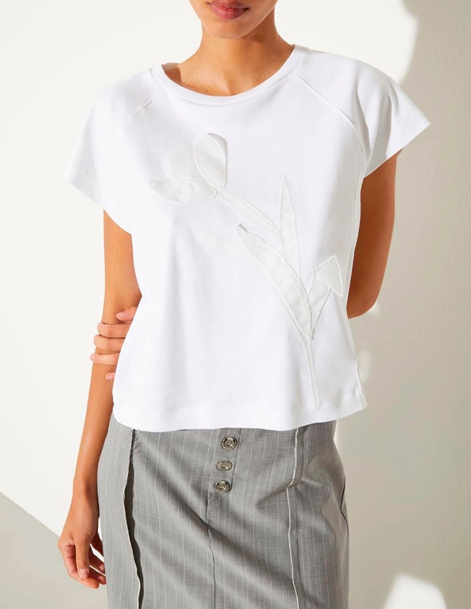 Playera manga corta cuello redondo para mujer