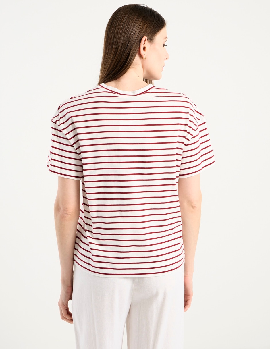 Playera manga corta cuello redondo para mujer 6