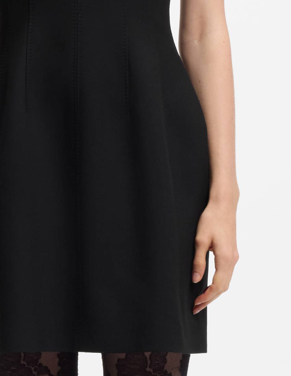 Vestido corto casual para mujer 4