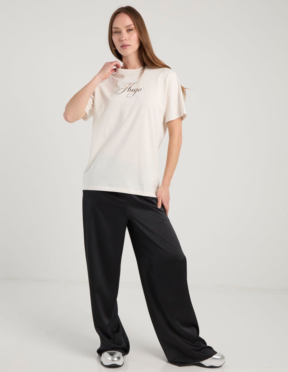 Playera manga corta cuello redondo para mujer 3