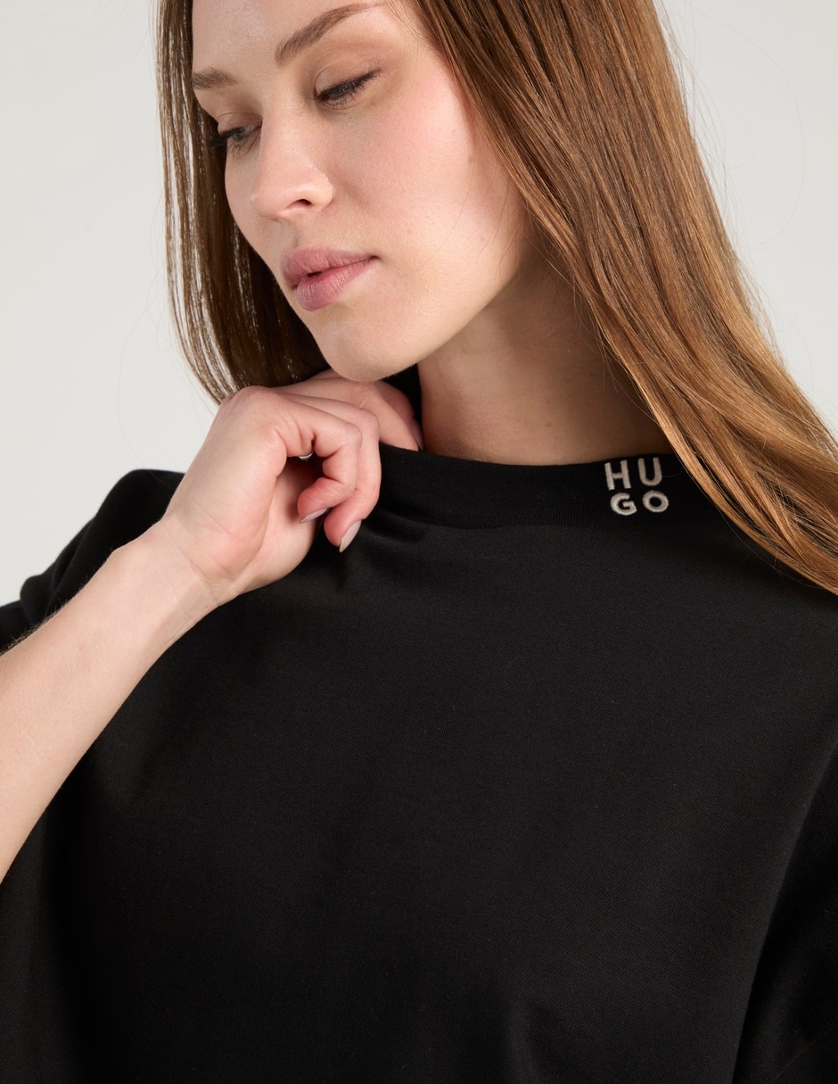 Playera manga al codo cuello redondo para mujer 4