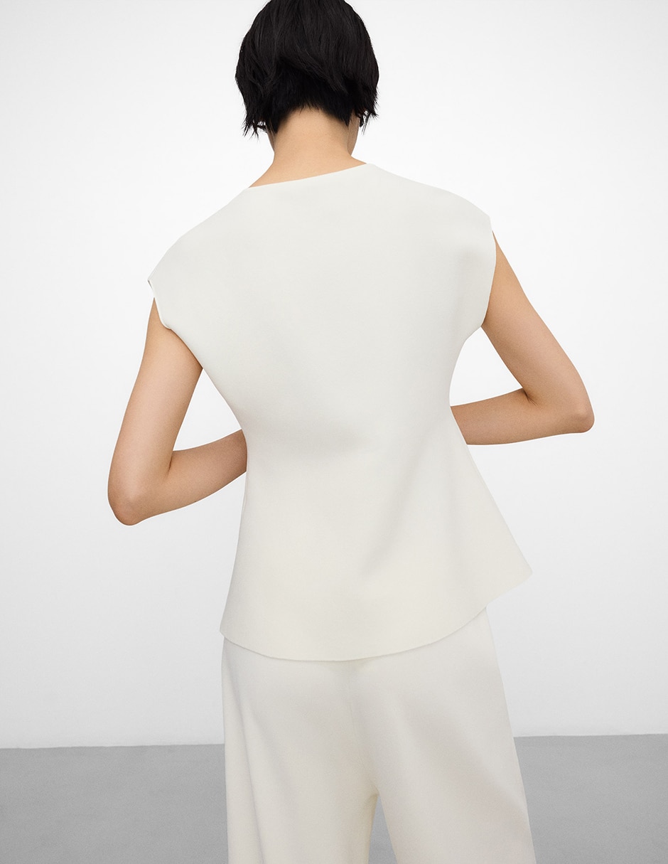 Blusa sin manga para mujer 3