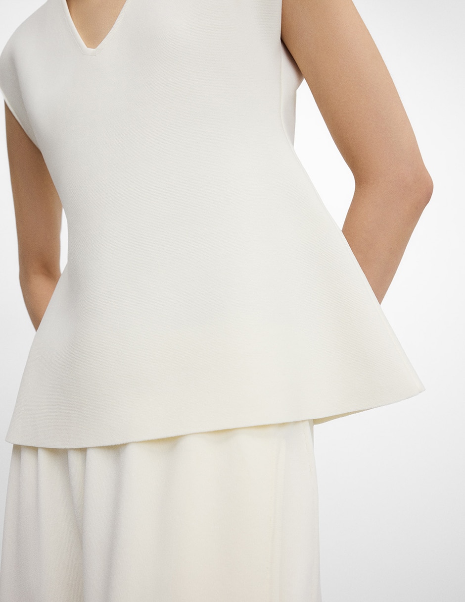 Blusa sin manga para mujer 4