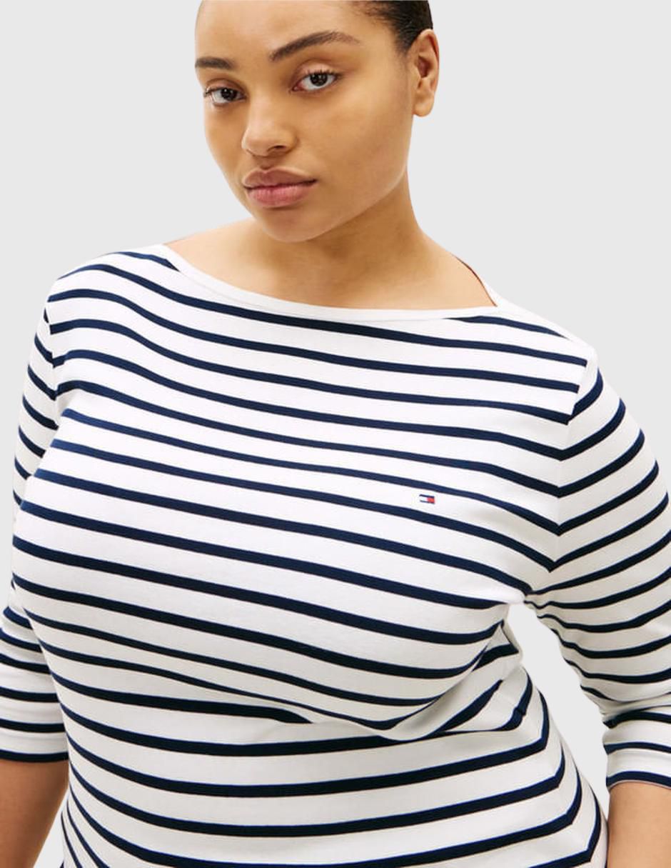 Playera manga 3/4 cuello ojal para mujer 3
